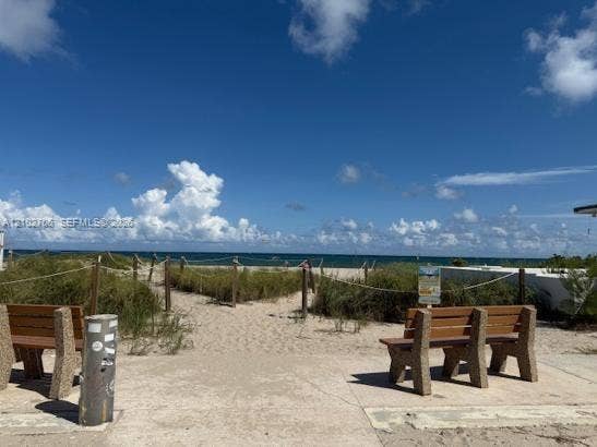 813 S Ocean Boulevard, Pompano Beach, FL 33062 Beach access across the street
