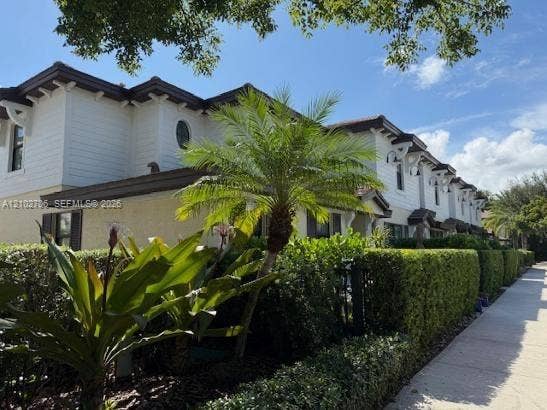 813 S Ocean Boulevard, Pompano Beach, FL 33062 Photo 3