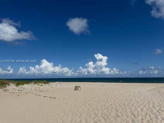 813 S Ocean Boulevard, Pompano Beach, FL 33062 Beach access across the street