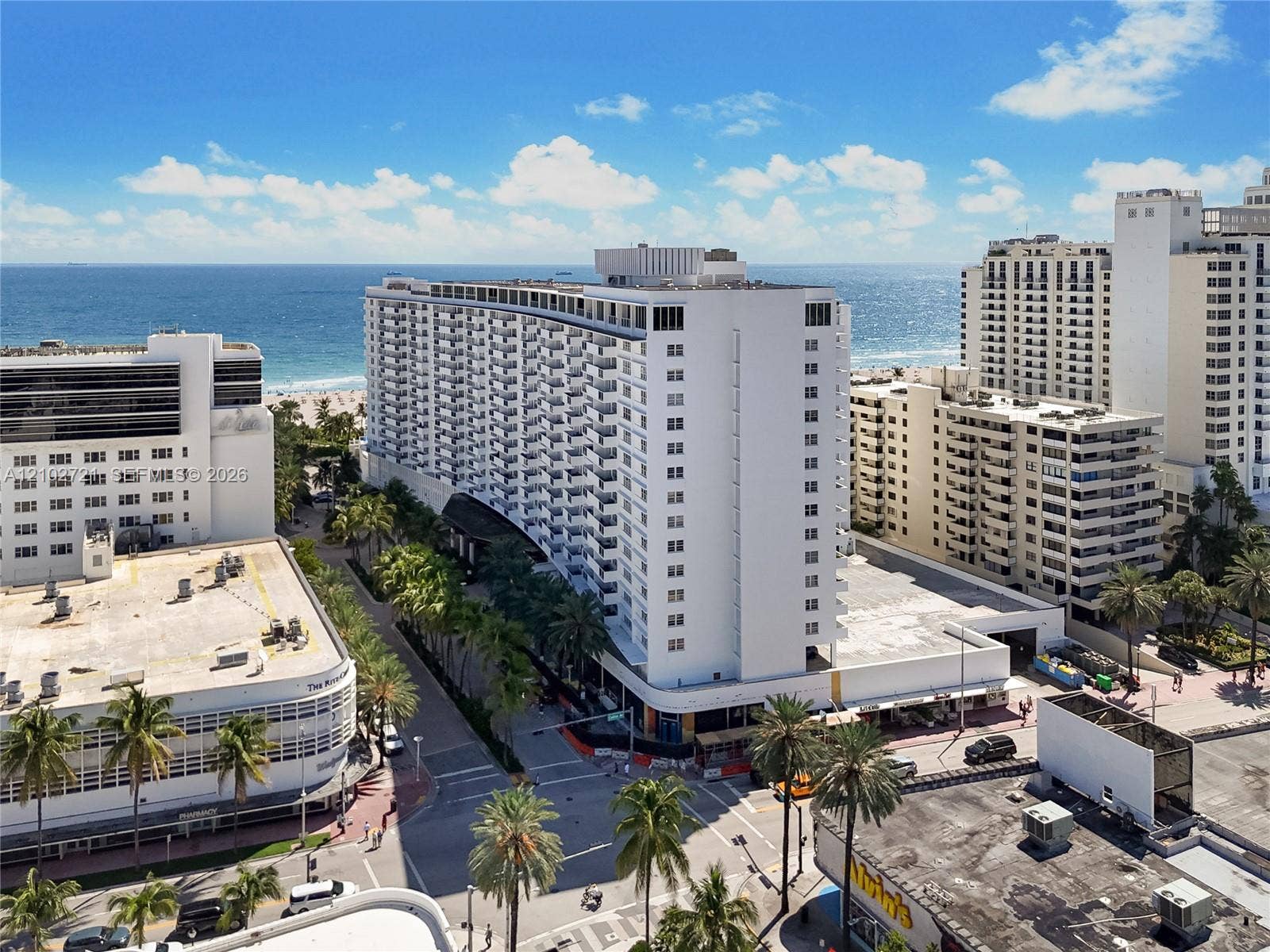 100 Lincoln Road, #1008, Miami Beach, FL 33139 Photo 17