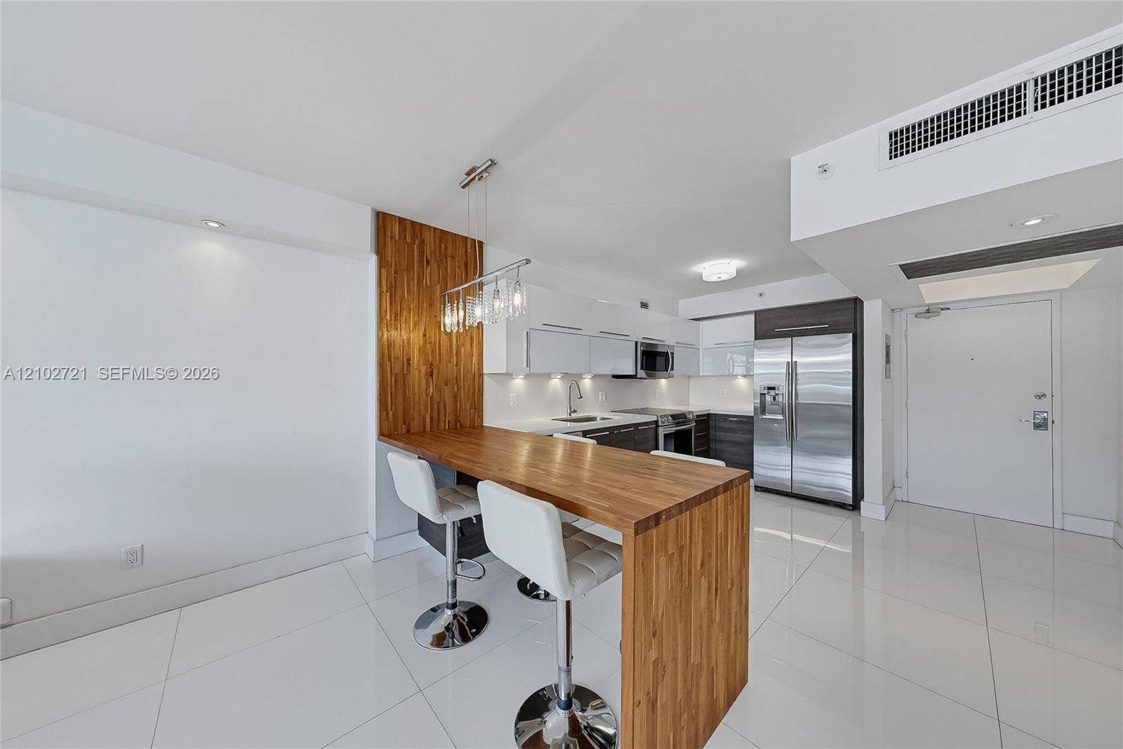 100 Lincoln Road, #1008, Miami Beach, FL 33139 Photo 13
