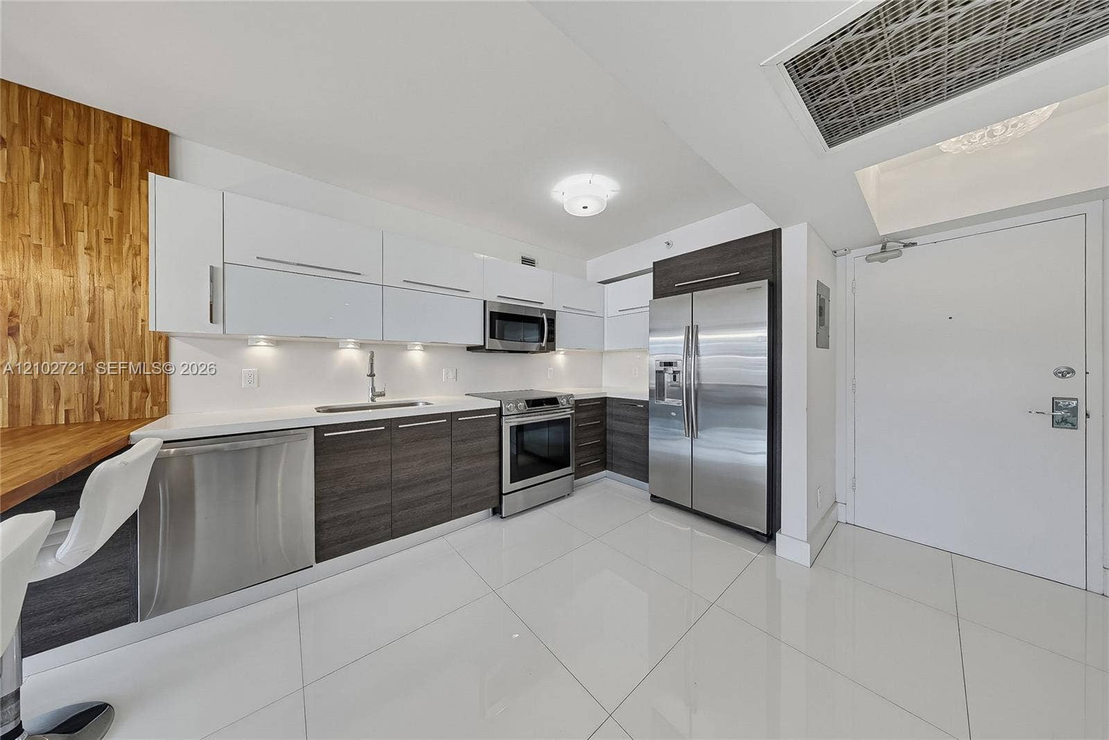 100 Lincoln Road, #1008, Miami Beach, FL 33139 Photo 14