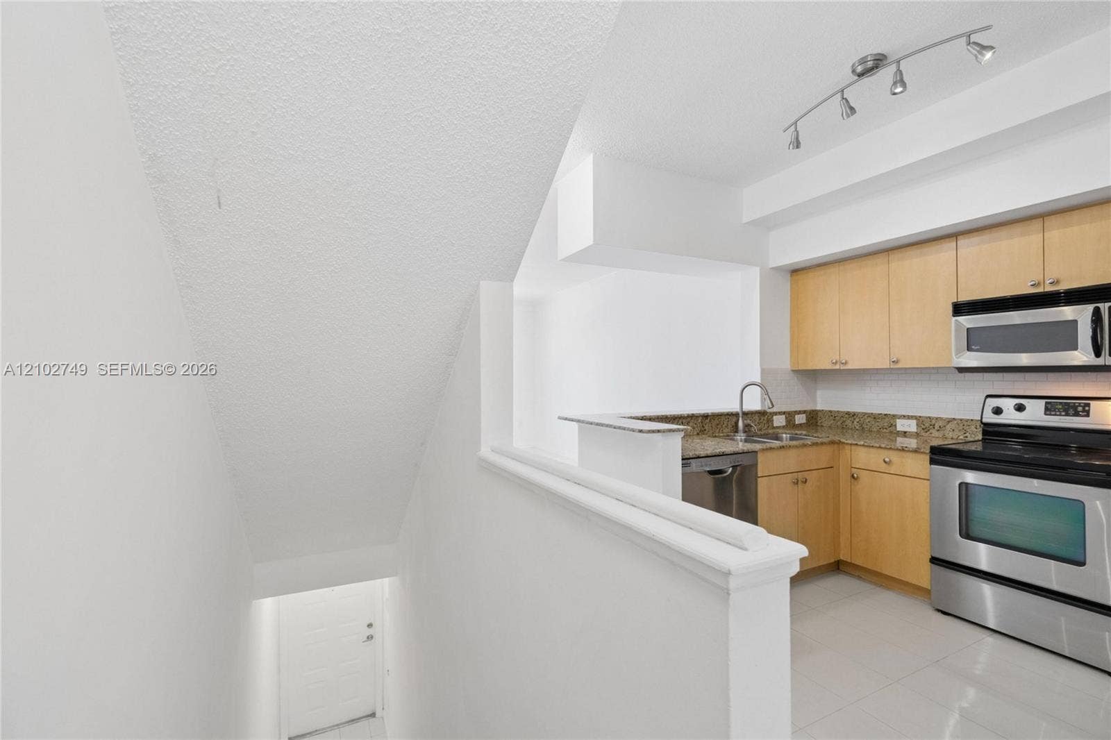 2931 NE 185th Street, #1106, Aventura, FL 33180 Photo 6