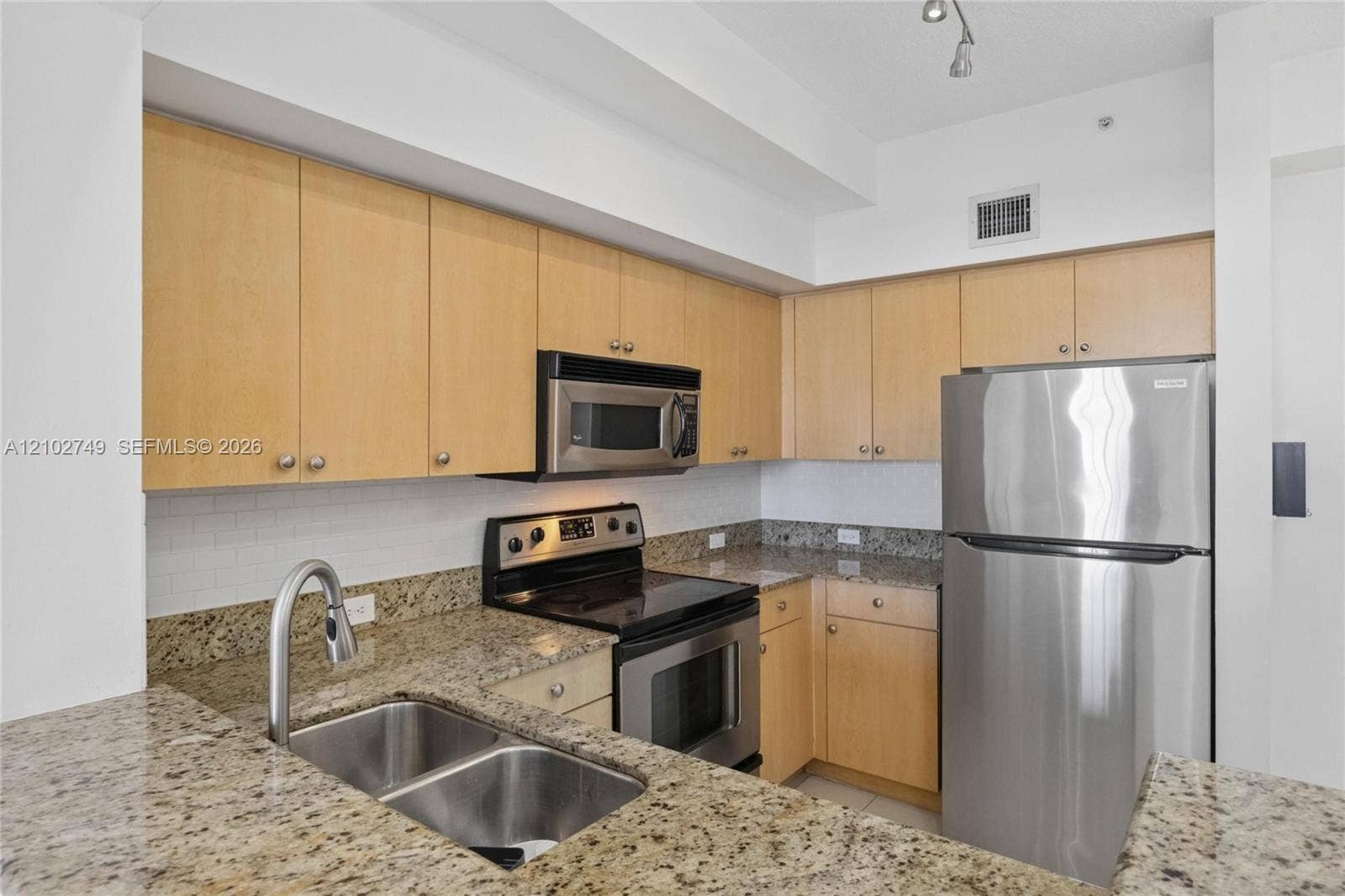 2931 NE 185th Street, #1106, Aventura, FL 33180 Photo 8