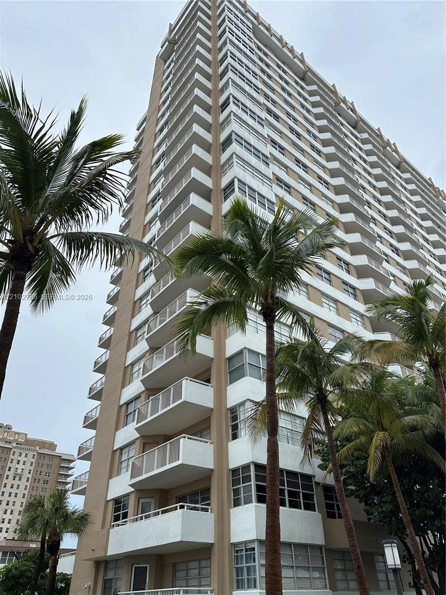 1950 S Ocean Drive, #5F, Hallandale Beach, FL 33009 Photo 1