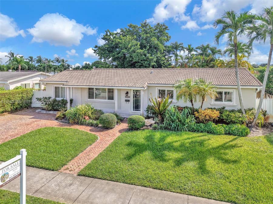 Property photo for 5845 SW 94th Place, Miami, FL