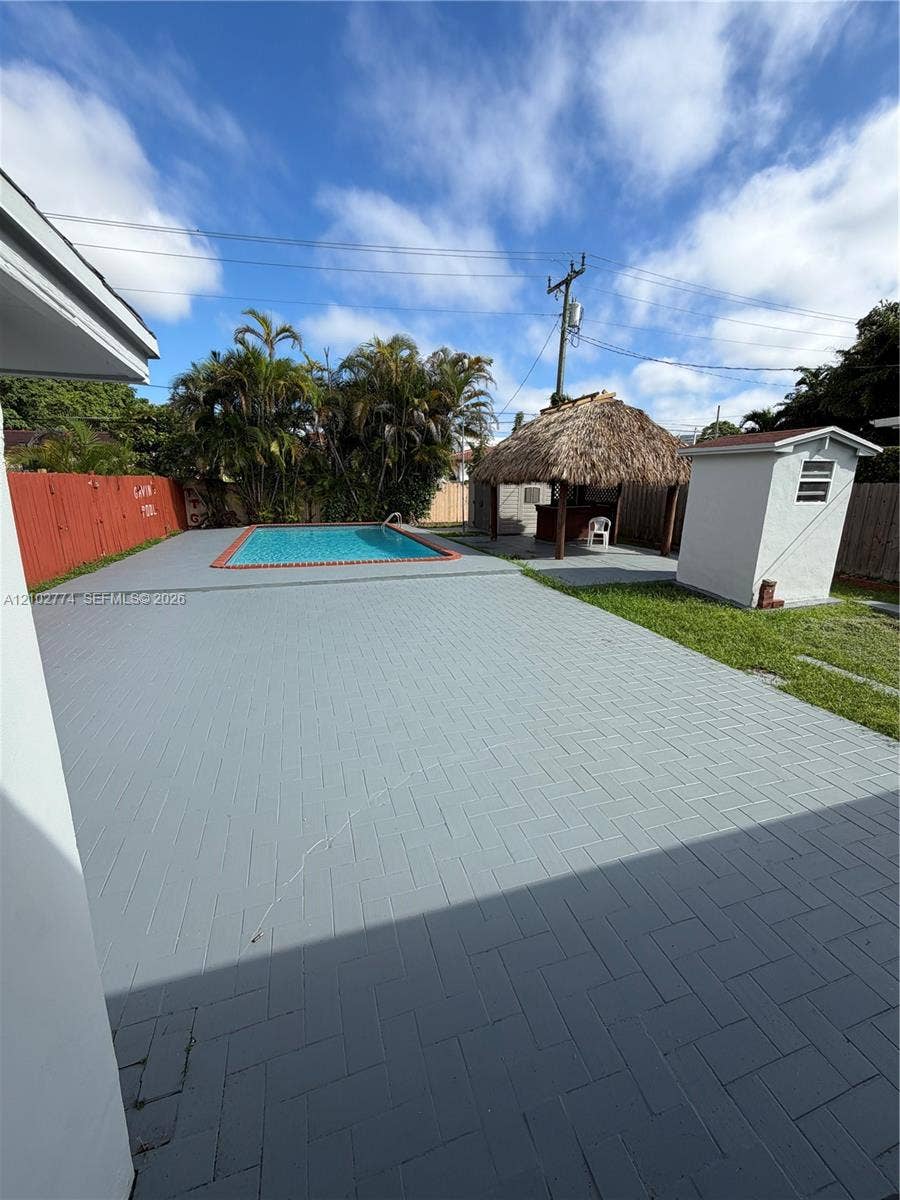 4335 SW 10th Street, Miami, FL 33134 Photo 14