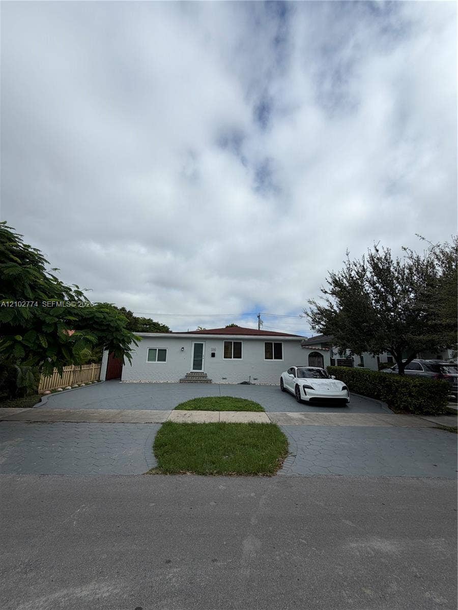 4335 SW 10th Street, Miami, FL 33134 Photo 2