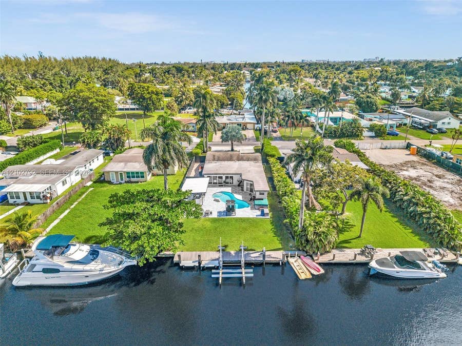 Property photo for 4465 SW 34th Terrace, Fort Lauderdale, FL