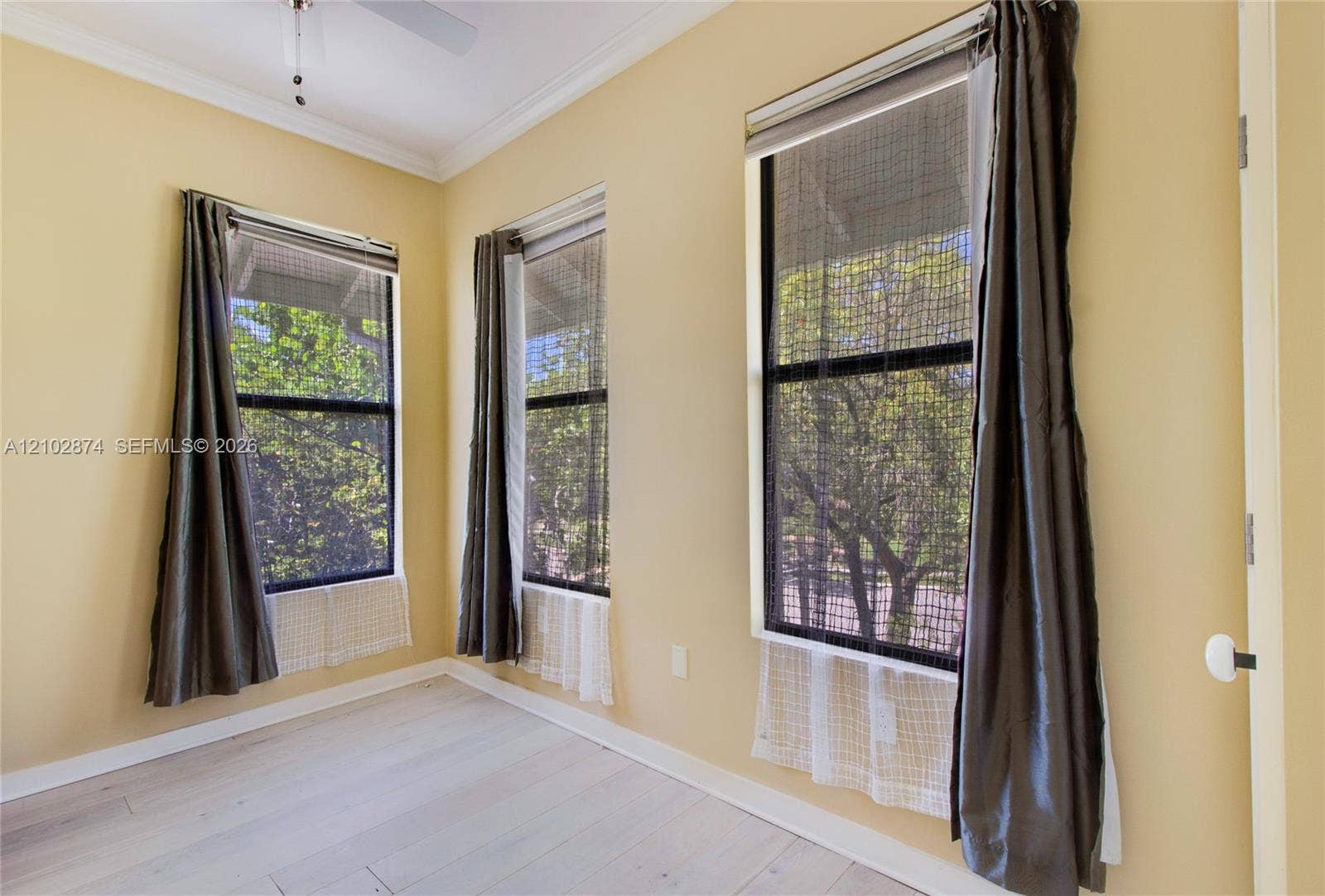 668 N River Drive, Miami, FL 33136 Photo 24
