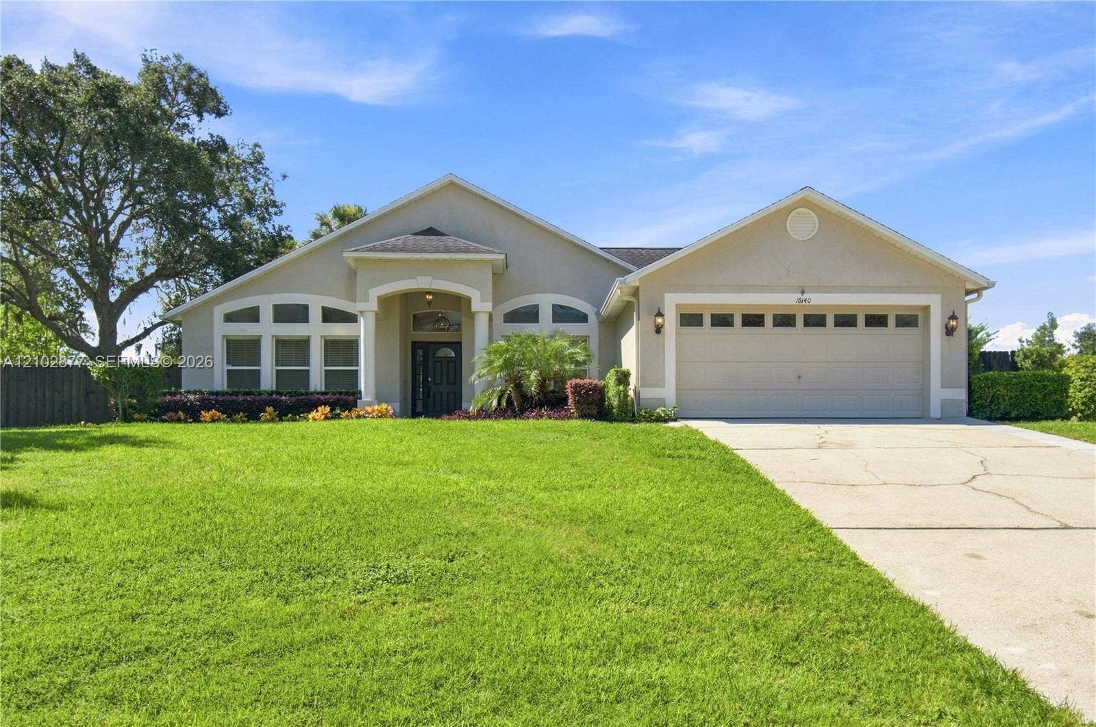 16140 Denham Court, Clermont, FL 34711 Photo 2
