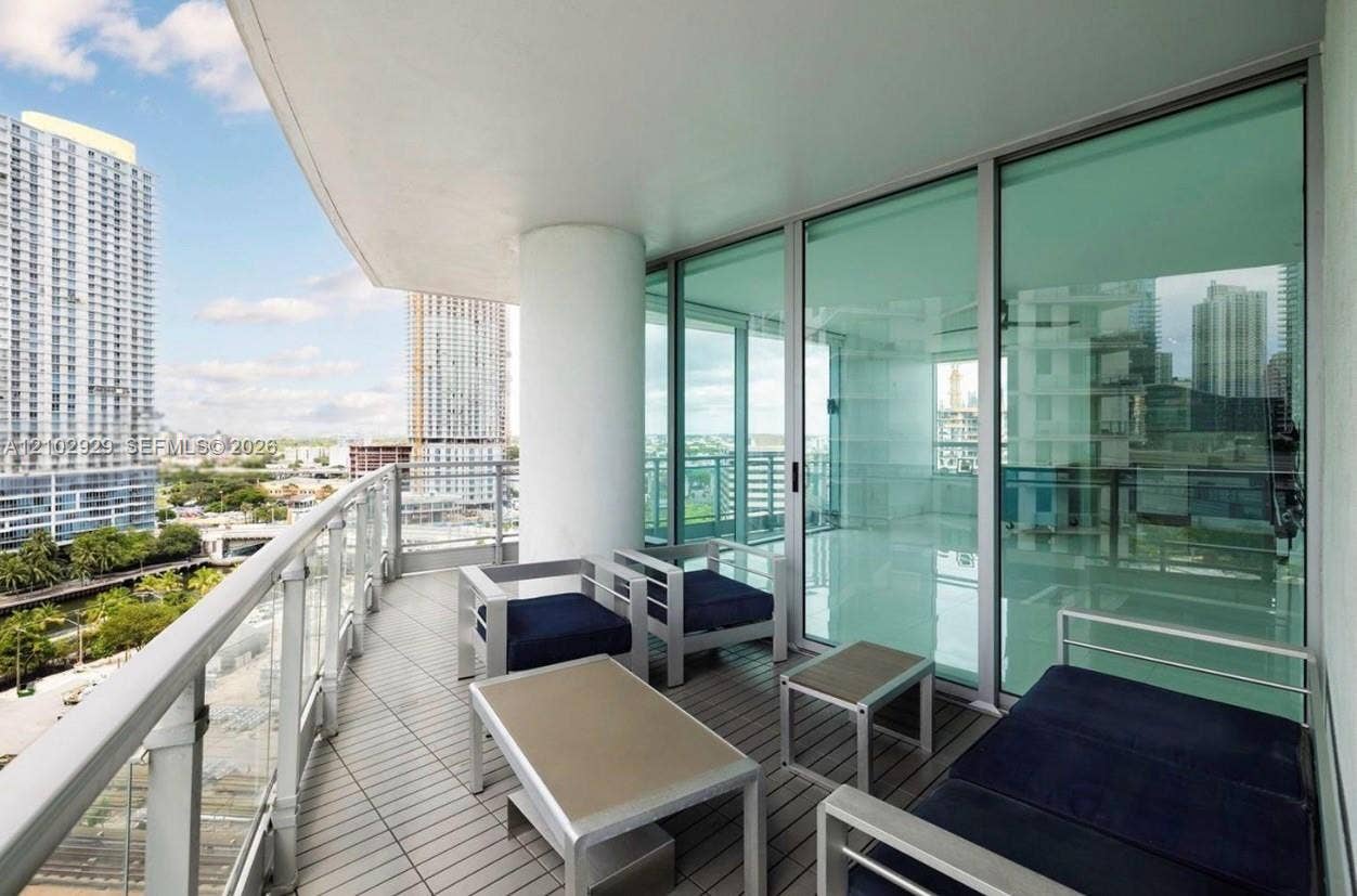 90 SW 3rd Street, #1613, Miami, Miami, FL 33130 Photo 6