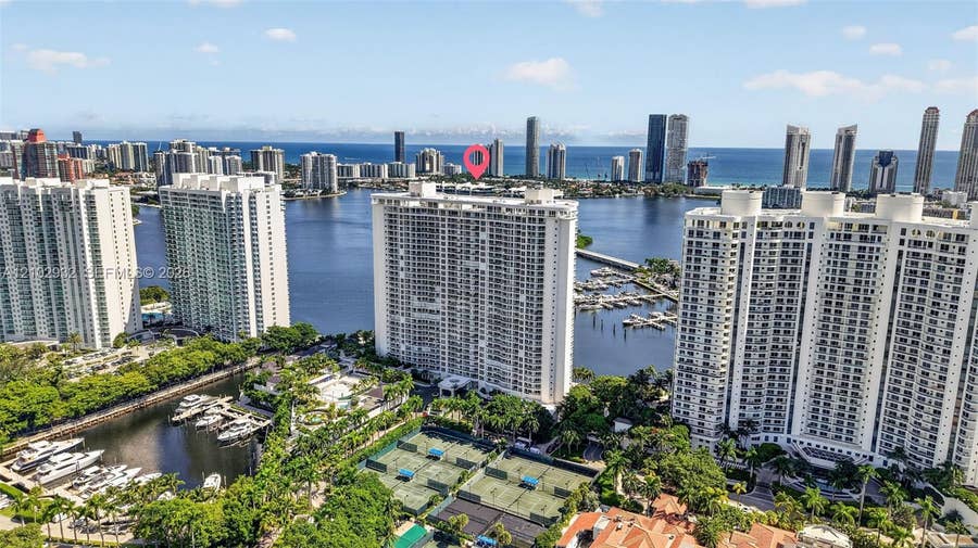 Property photo for 7000 Island Boulevard, #2809, Aventura, FL