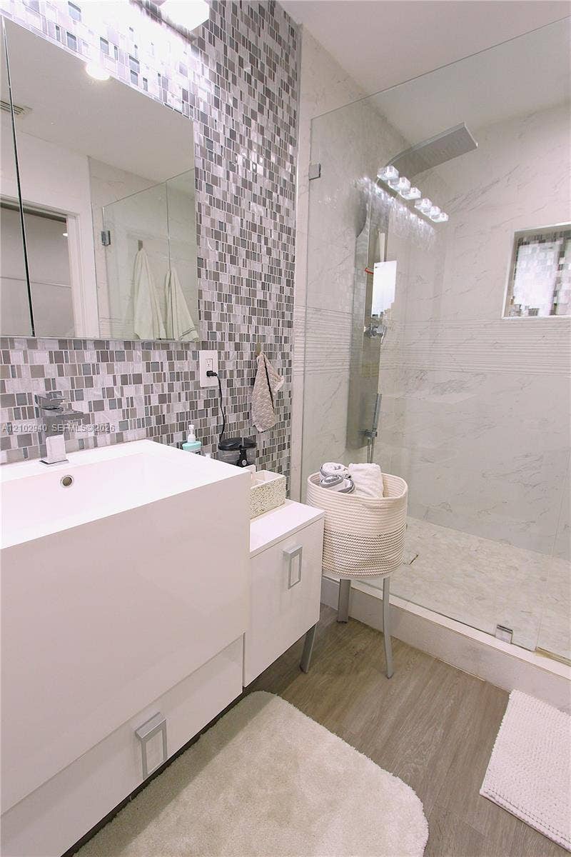 3815 Alcantara Avenue, #D-77, Doral, FL 33178 Photo 36