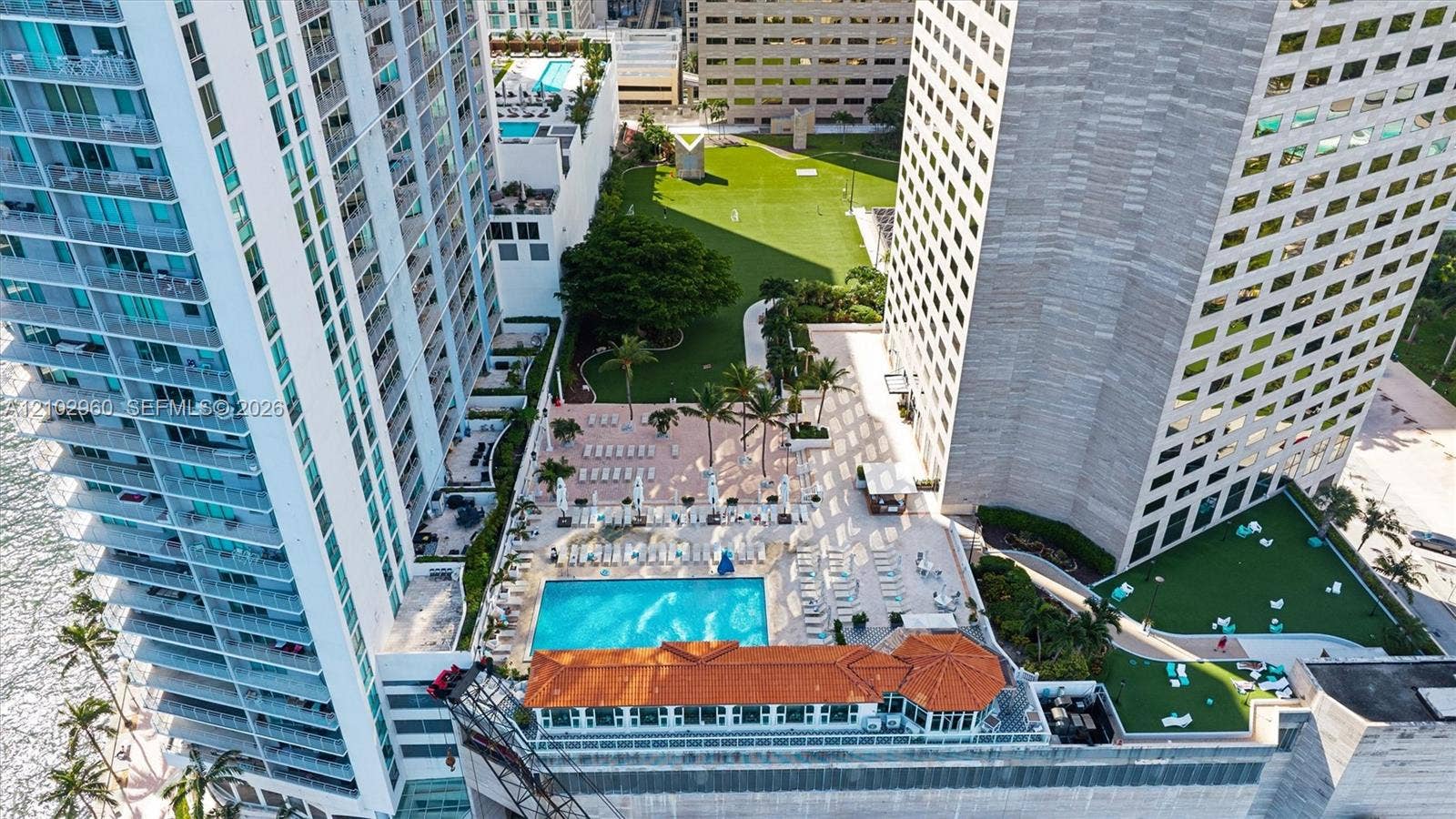 325 S Biscayne Boulevard, #3921, Miami, FL 33131 Photo 41