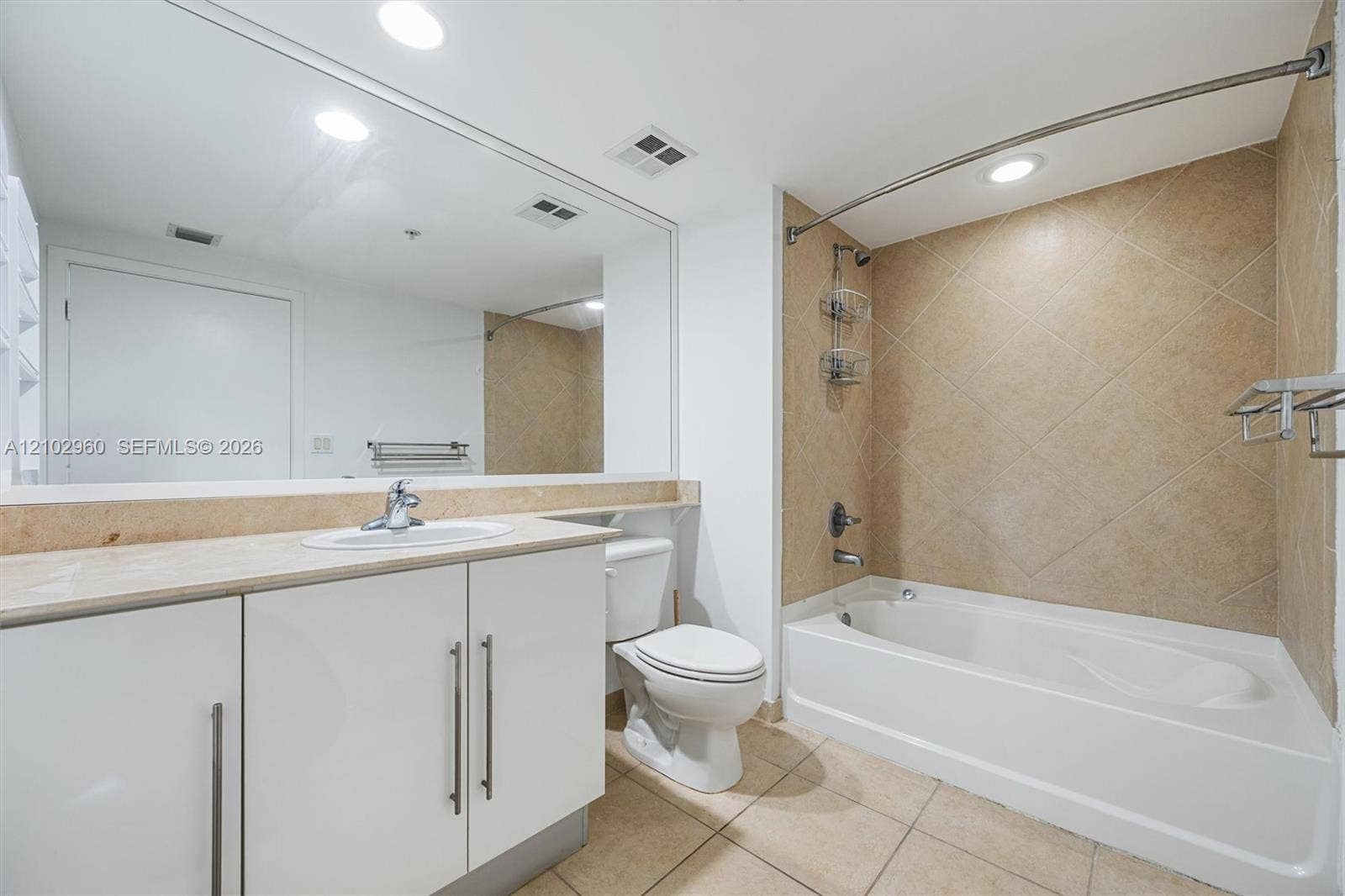 325 S Biscayne Boulevard, #3921, Miami, FL 33131 Photo 23
