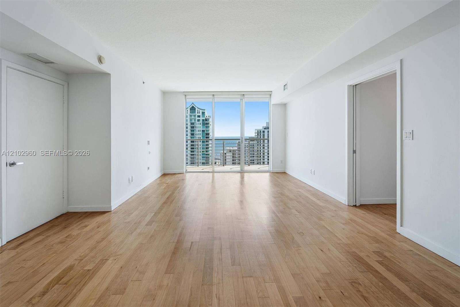 325 S Biscayne Boulevard, #3921, Miami, FL 33131 Photo 11