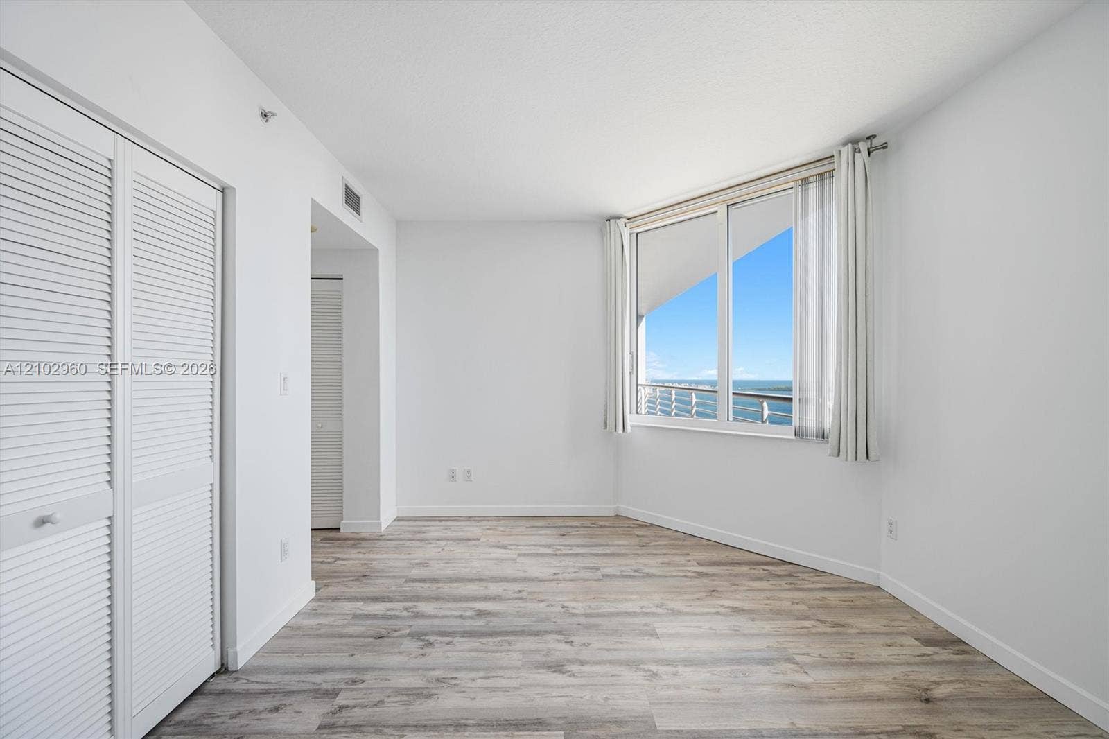 325 S Biscayne Boulevard, #3921, Miami, FL 33131 Photo 26