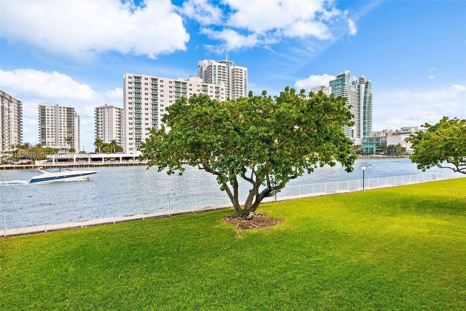 800 Parkview Drive, #221, Hallandale Beach, FL 33009 Photo 19