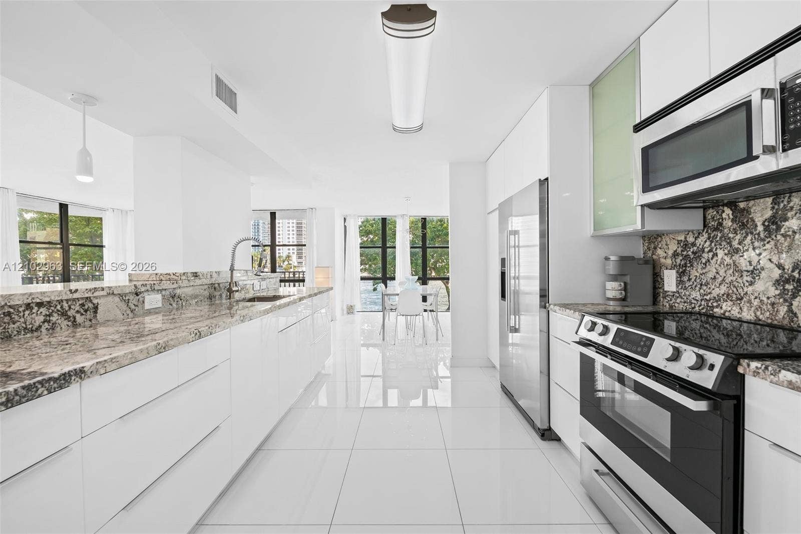 800 Parkview Drive, #221, Hallandale Beach, FL 33009 Photo 2