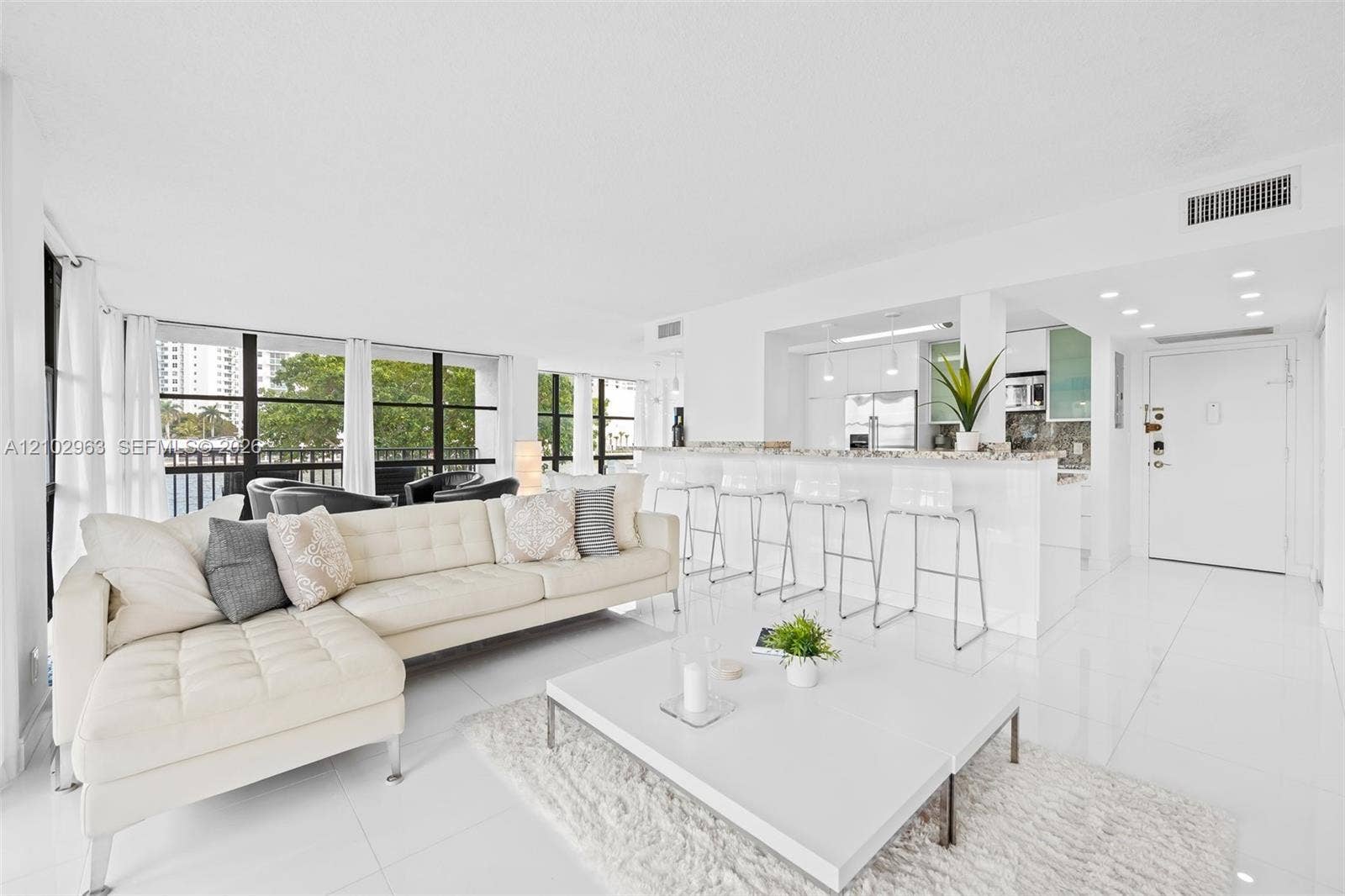 800 Parkview Drive, #221, Hallandale Beach, FL 33009 Photo 1