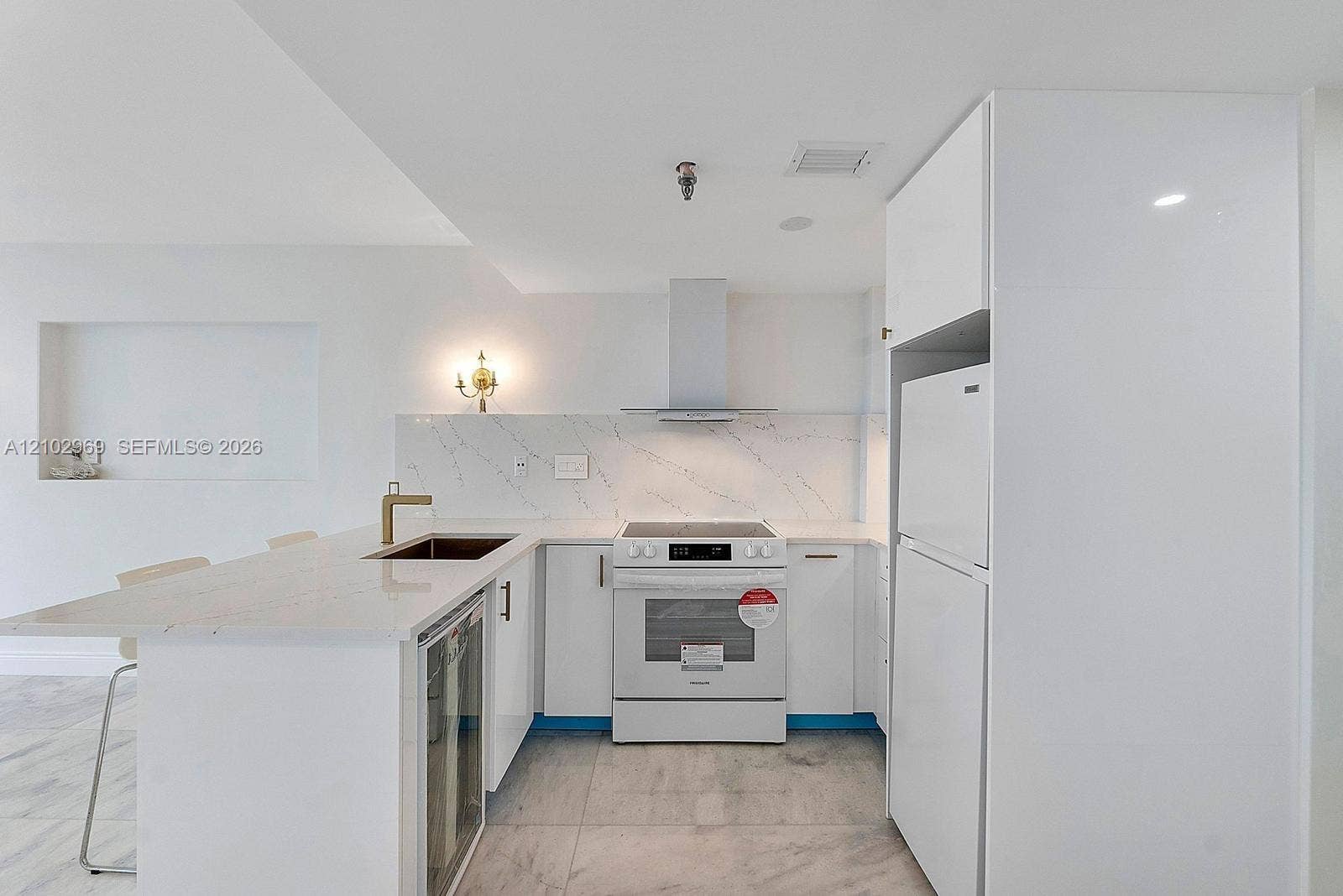 540 Brickell Key Drive, #928, Miami, FL 33131 Photo 7