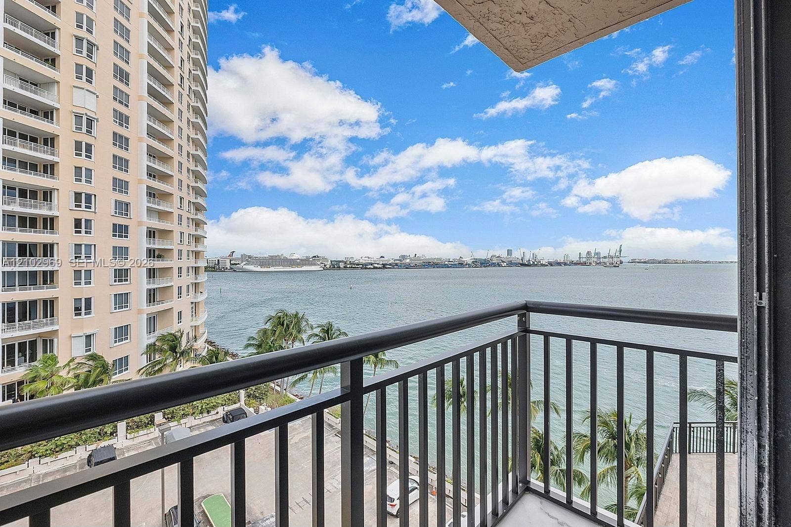540 Brickell Key Drive, #928, Miami, FL 33131 Photo 3