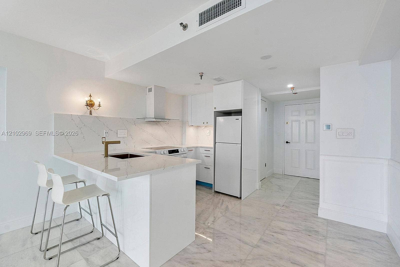540 Brickell Key Drive, #928, Miami, FL 33131 Photo 6
