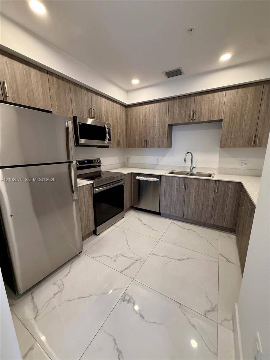 11150 NW 82nd Street, #408, Doral, Doral, FL 33178 Photo 4