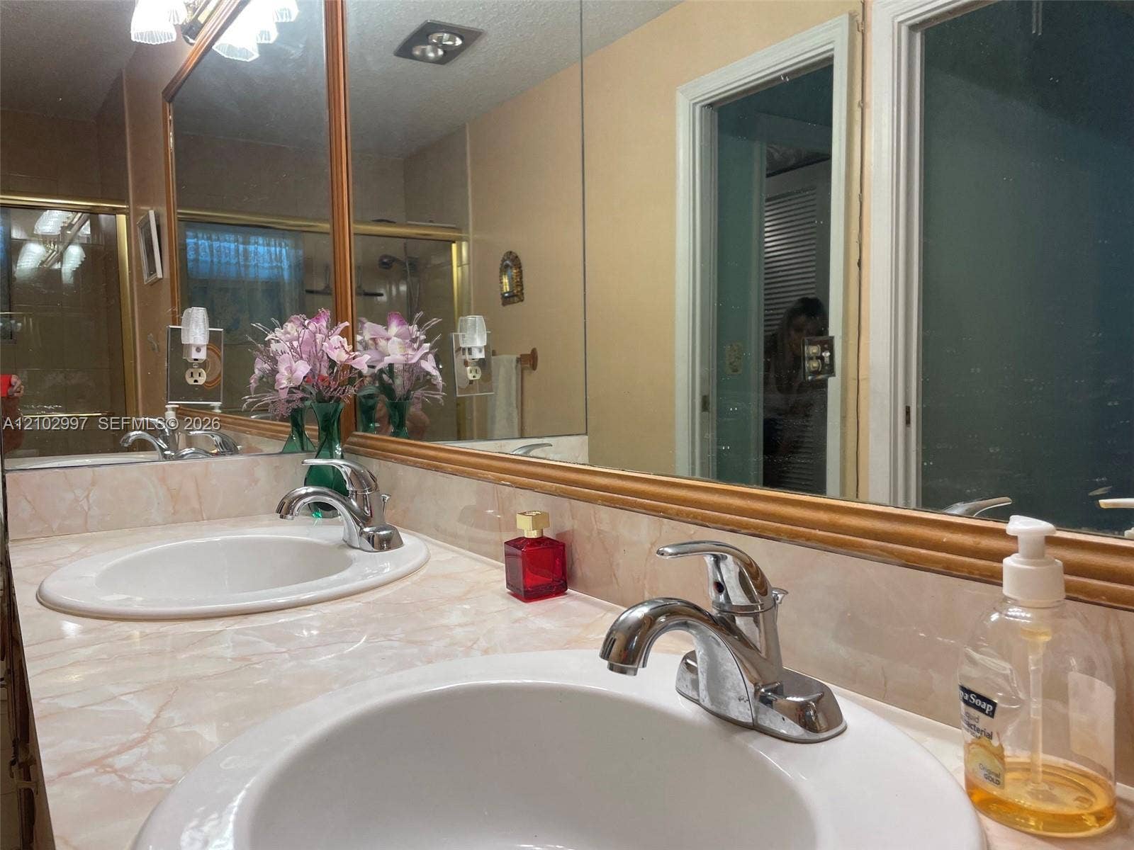 PRIMARY W/DOUBLE SINK