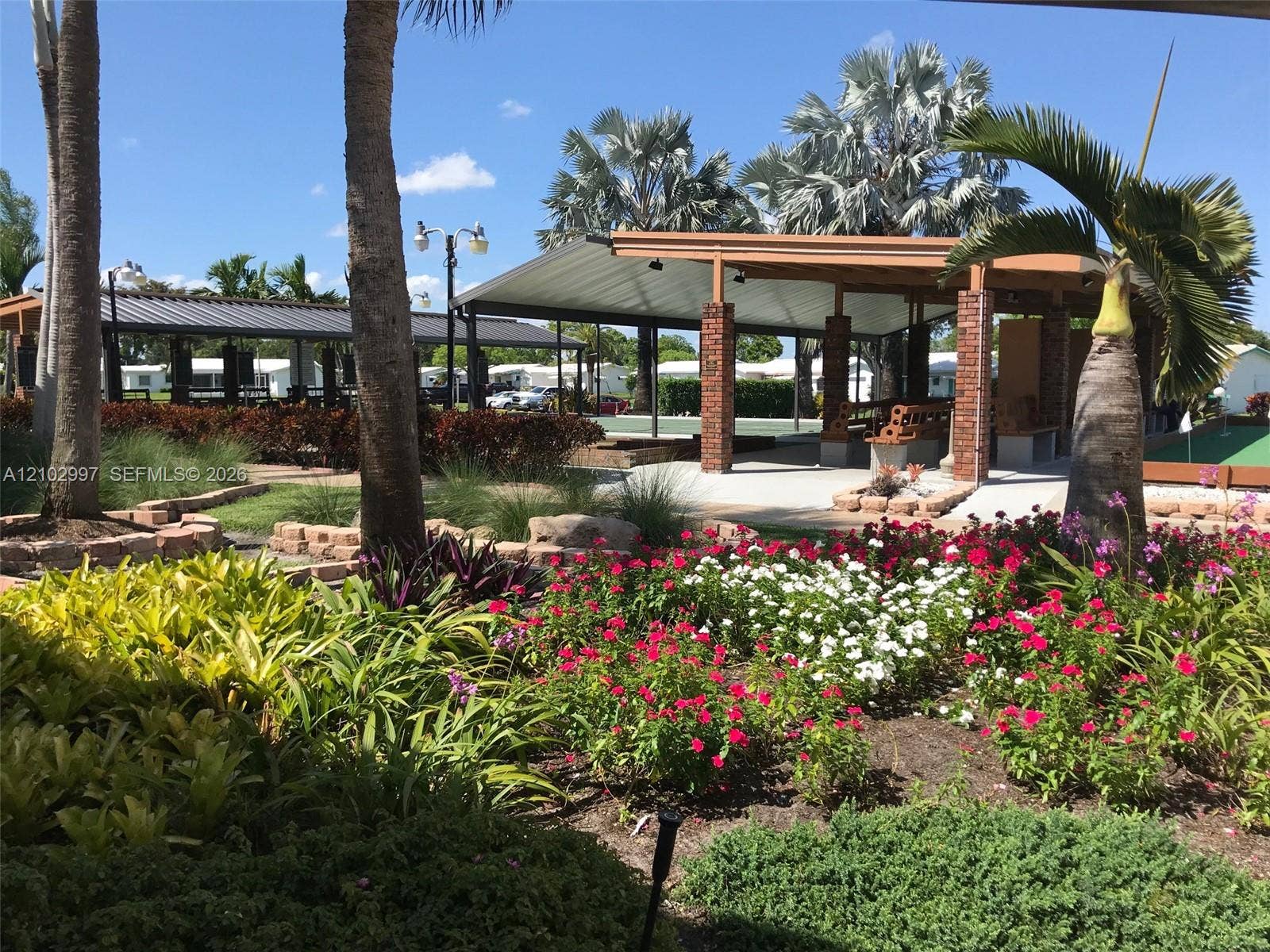 MAIN CLUBHOUSE ENTRANCE