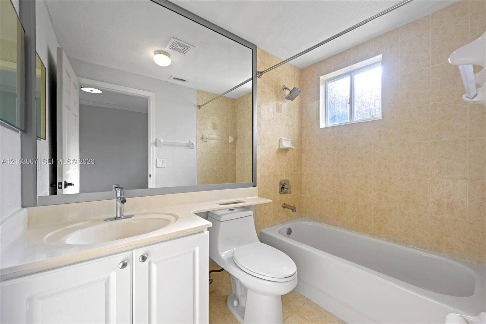 7230 NW 174th Terrace, #204, Hialeah, Hialeah, FL 33015 Photo 23