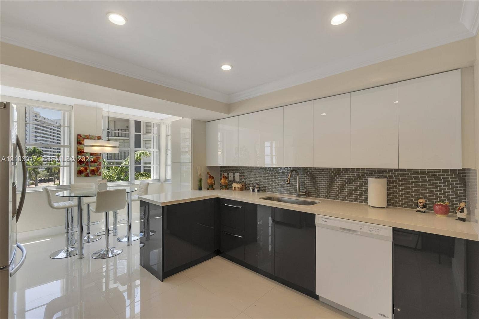 Kitchen / Cocina
