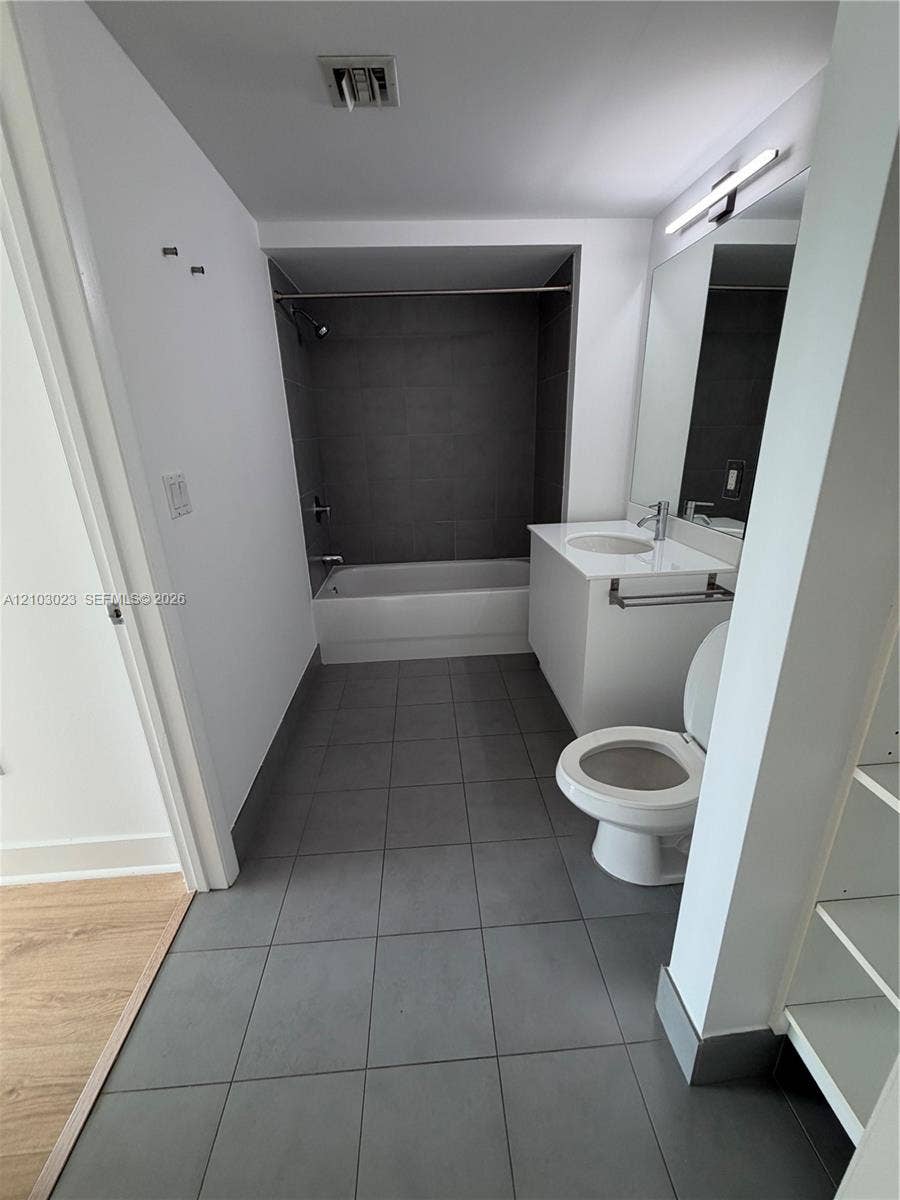 92 SW 3rd Street, #5012, Miami, Miami, FL 33130 Photo 54