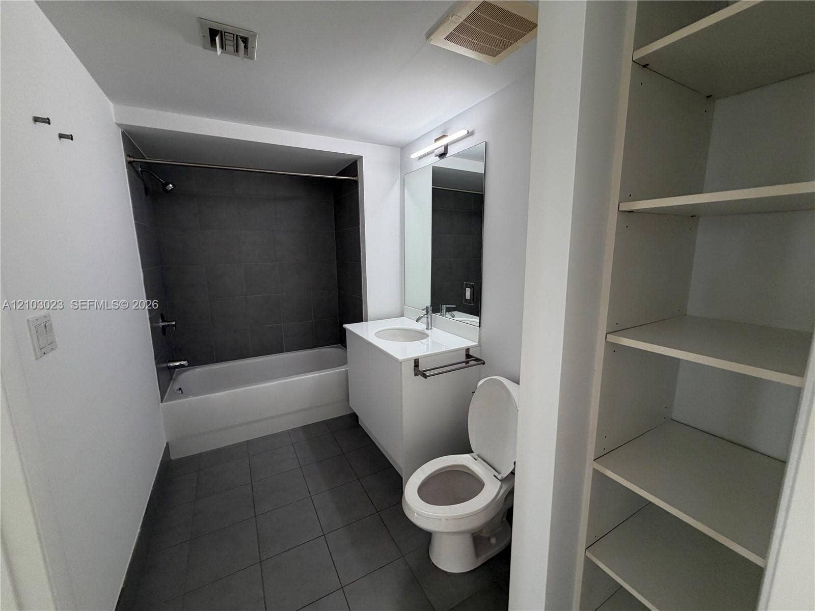 92 SW 3rd Street, #5012, Miami, Miami, FL 33130 Photo 38