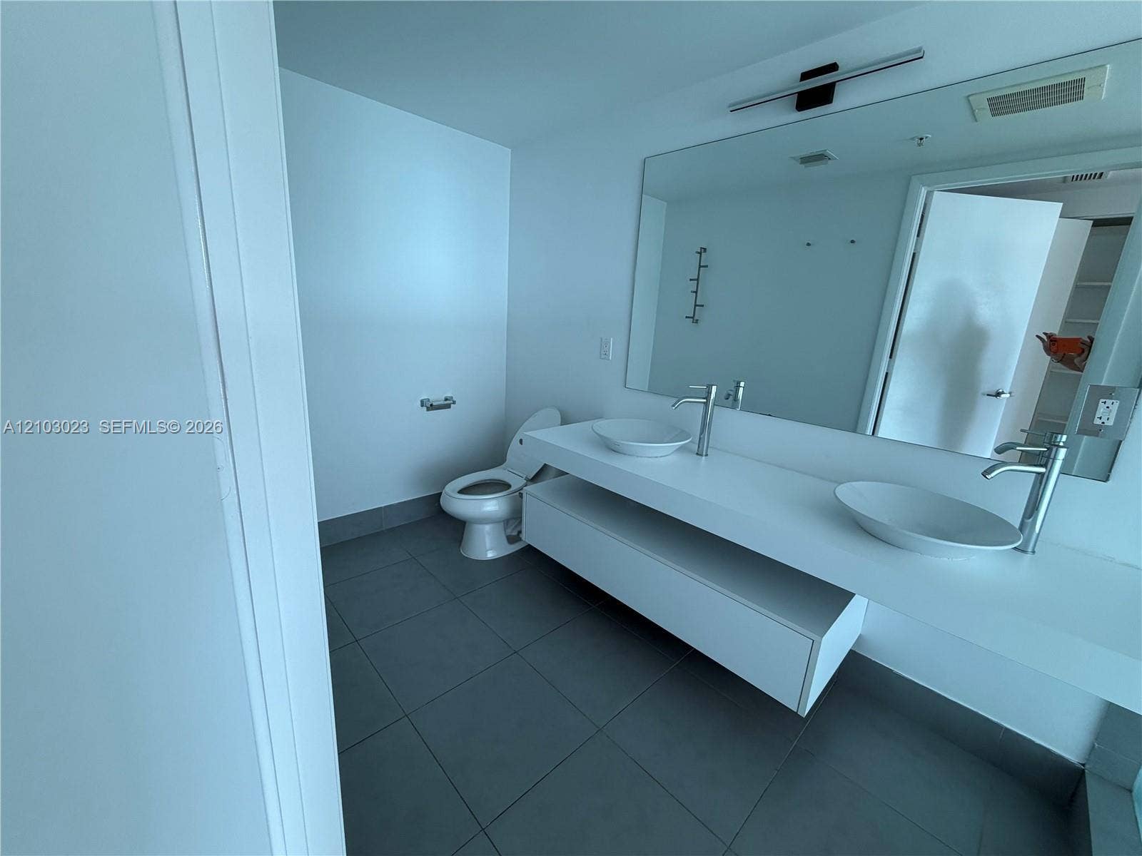 92 SW 3rd Street, #5012, Miami, Miami, FL 33130 Photo 52