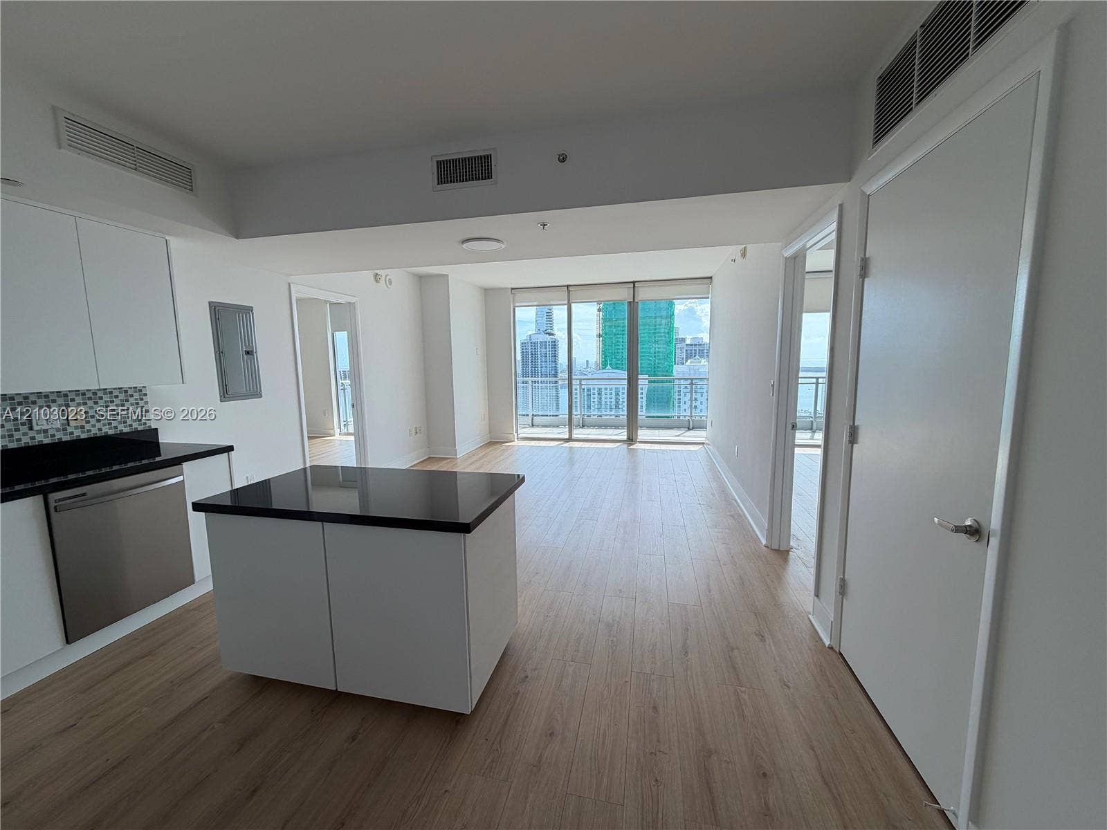 92 SW 3rd Street, #5012, Miami, Miami, FL 33130 Photo 59