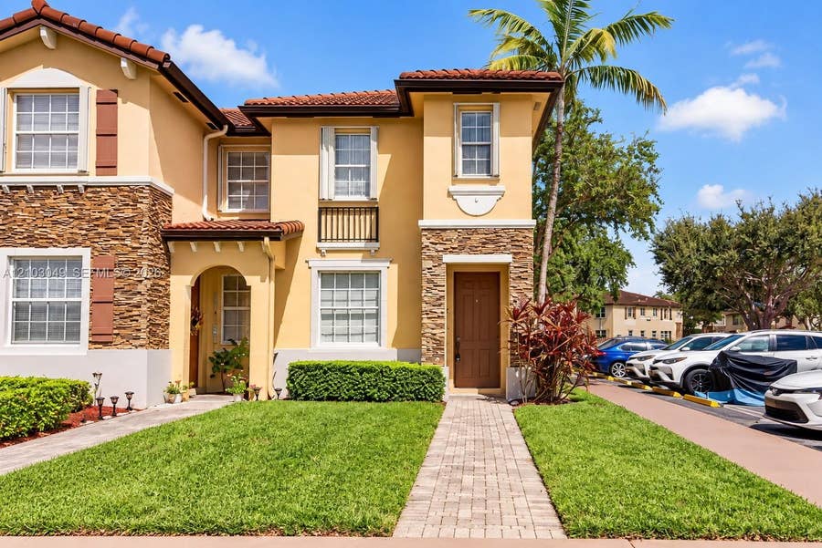 Property photo for 1650 NE 33rd Road, #112-10, Homestead, FL