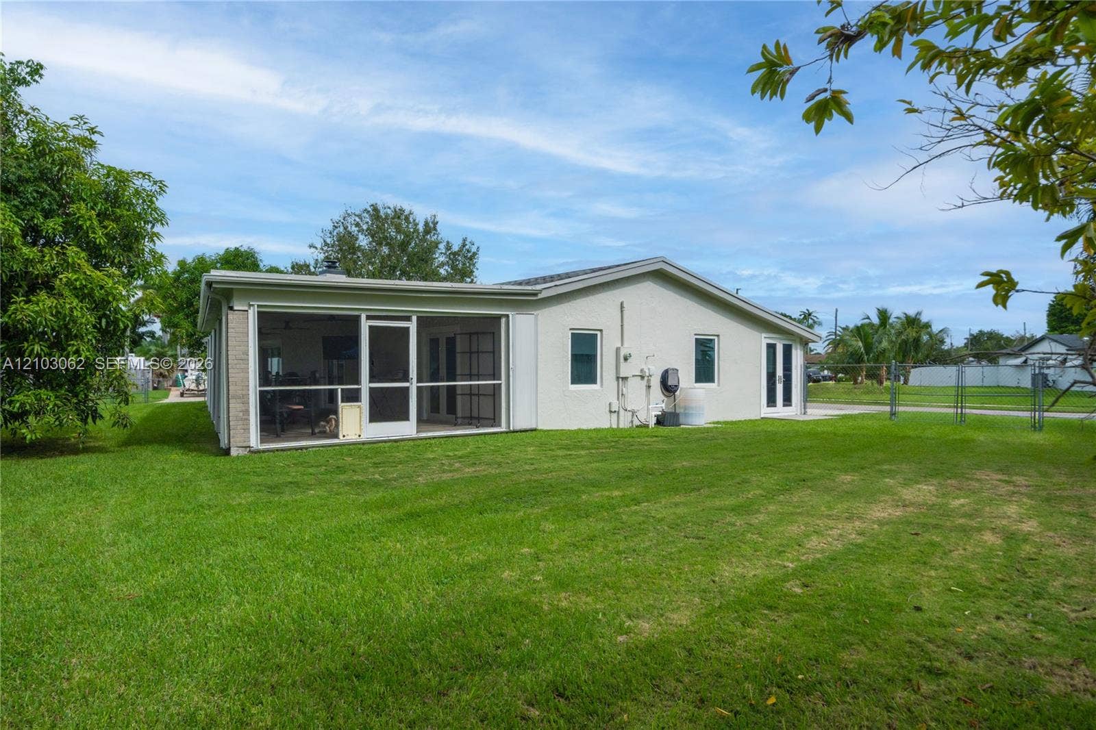 10198 SW 203rd Terrace, Cutler Bay, FL 33189 Yard