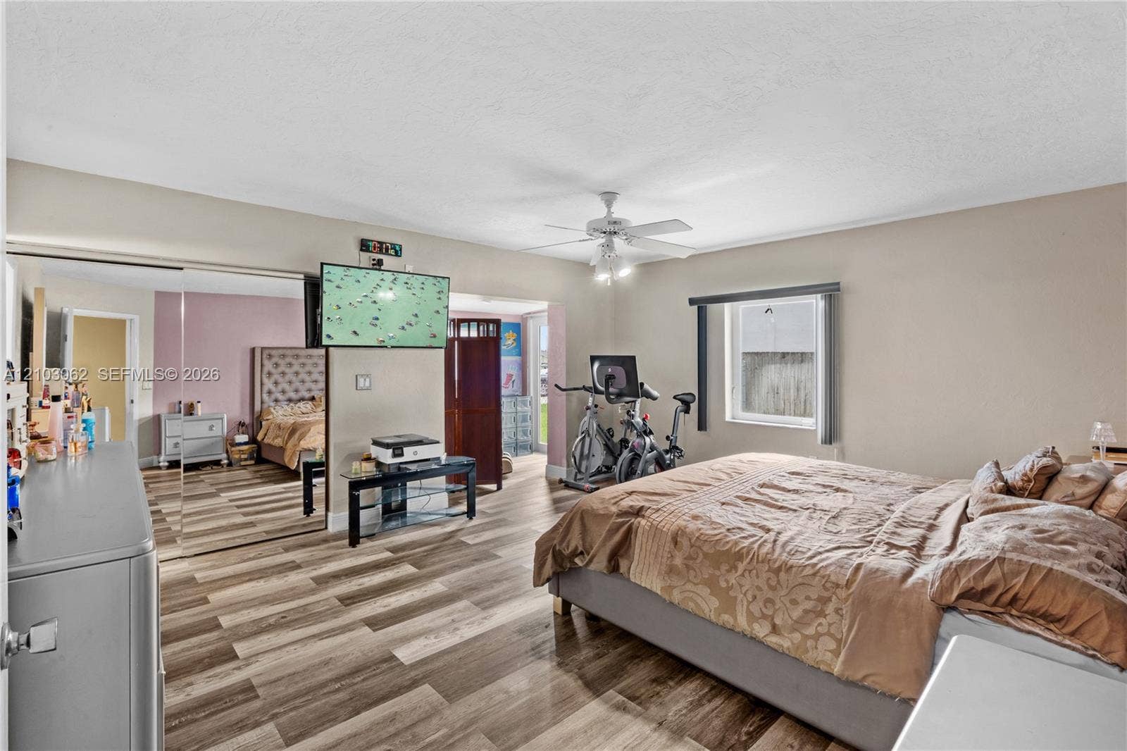 10198 SW 203rd Terrace, Cutler Bay, FL 33189 Primary Bedroom