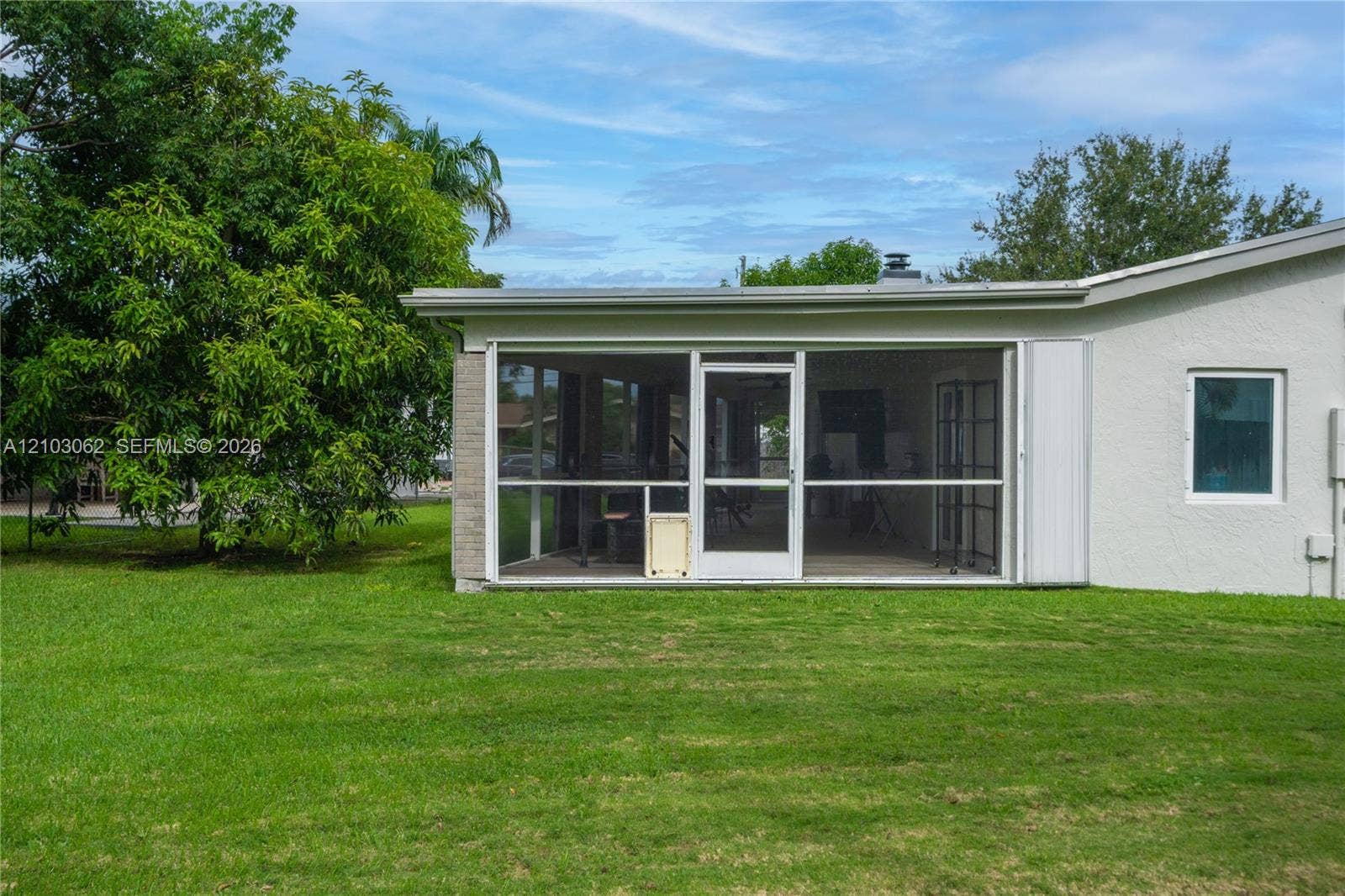 10198 SW 203rd Terrace, Cutler Bay, FL 33189 Yard