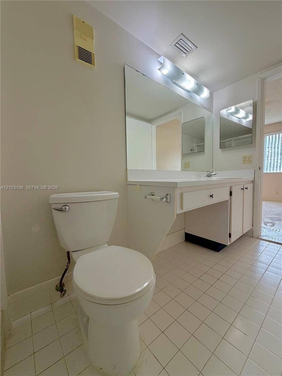 2230 N Cypress Bend Drive, #308, Pompano Beach, Pompano Beach, FL 33069 Photo 26