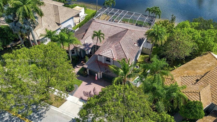 Property photo for 2015 NW 140th Avenue, Pembroke Pines, FL