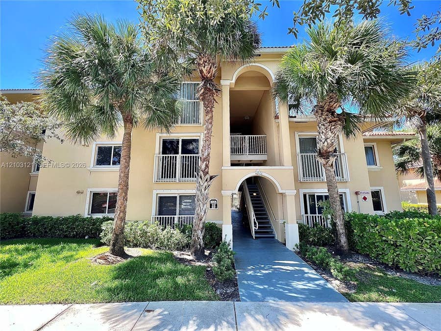 Property photo for 9905 Westwood Drive, #25-3, Tamarac, FL