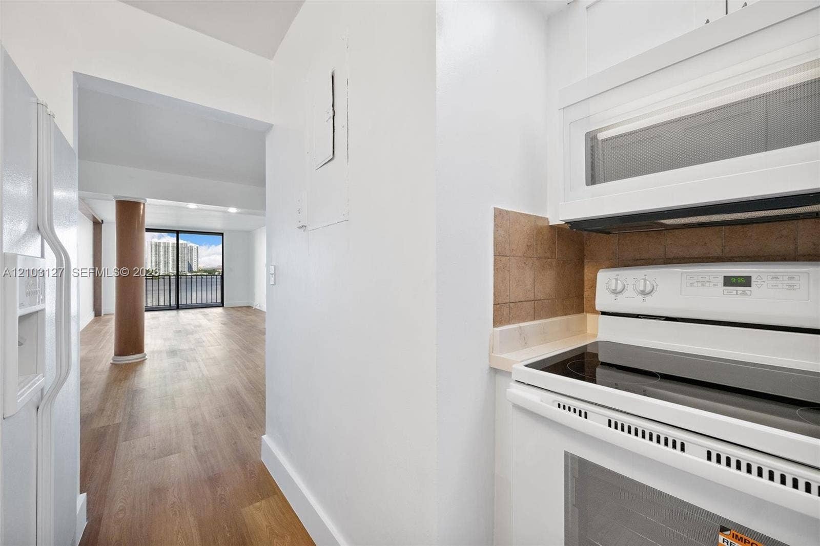 17878 N Bay Road, #405, Sunny Isles Beach, Sunny Isles Beach, FL 33160 Photo 7
