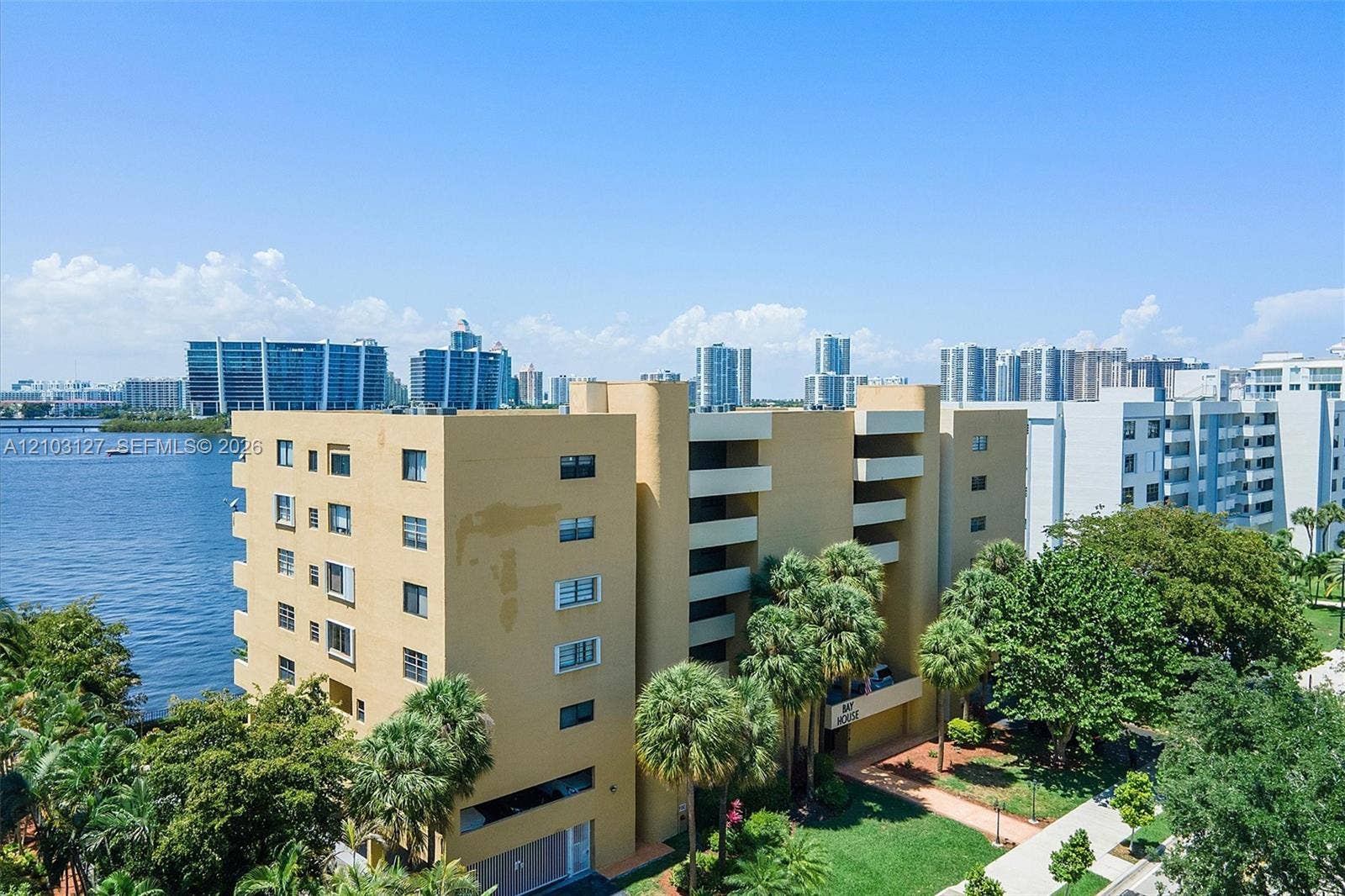 17878 N Bay Road, #405, Sunny Isles Beach, Sunny Isles Beach, FL 33160 Photo 32
