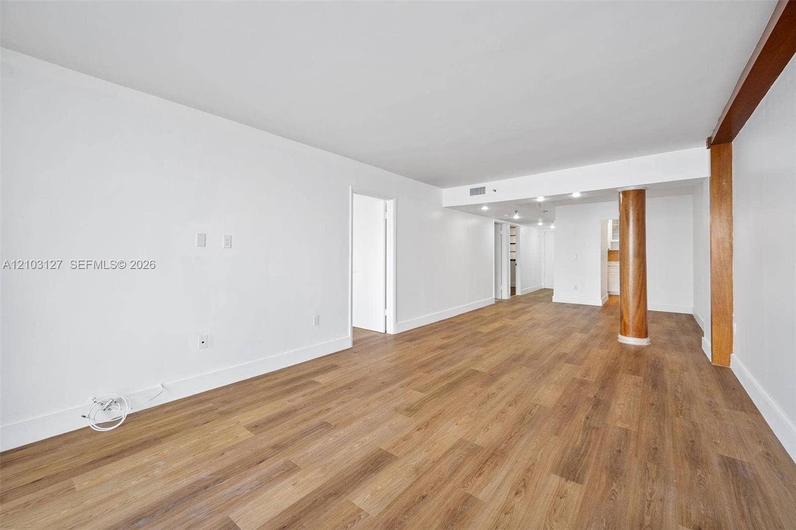 17878 N Bay Road, #405, Sunny Isles Beach, Sunny Isles Beach, FL 33160 Photo 5