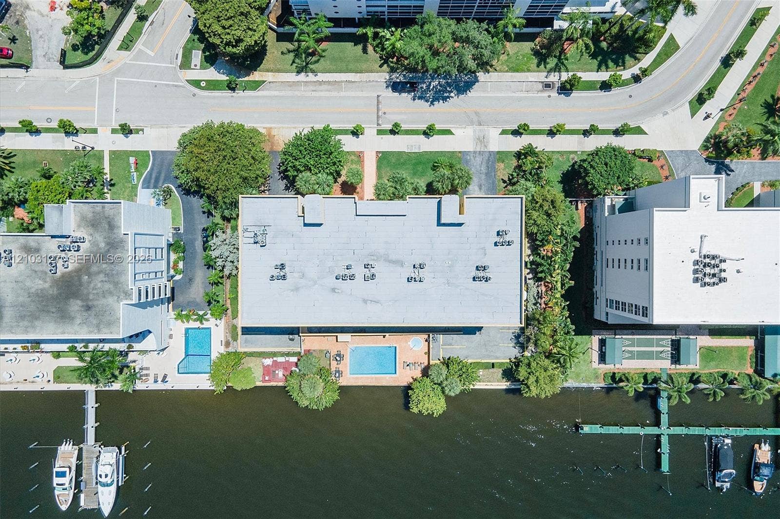 17878 N Bay Road, #405, Sunny Isles Beach, Sunny Isles Beach, FL 33160 Photo 30