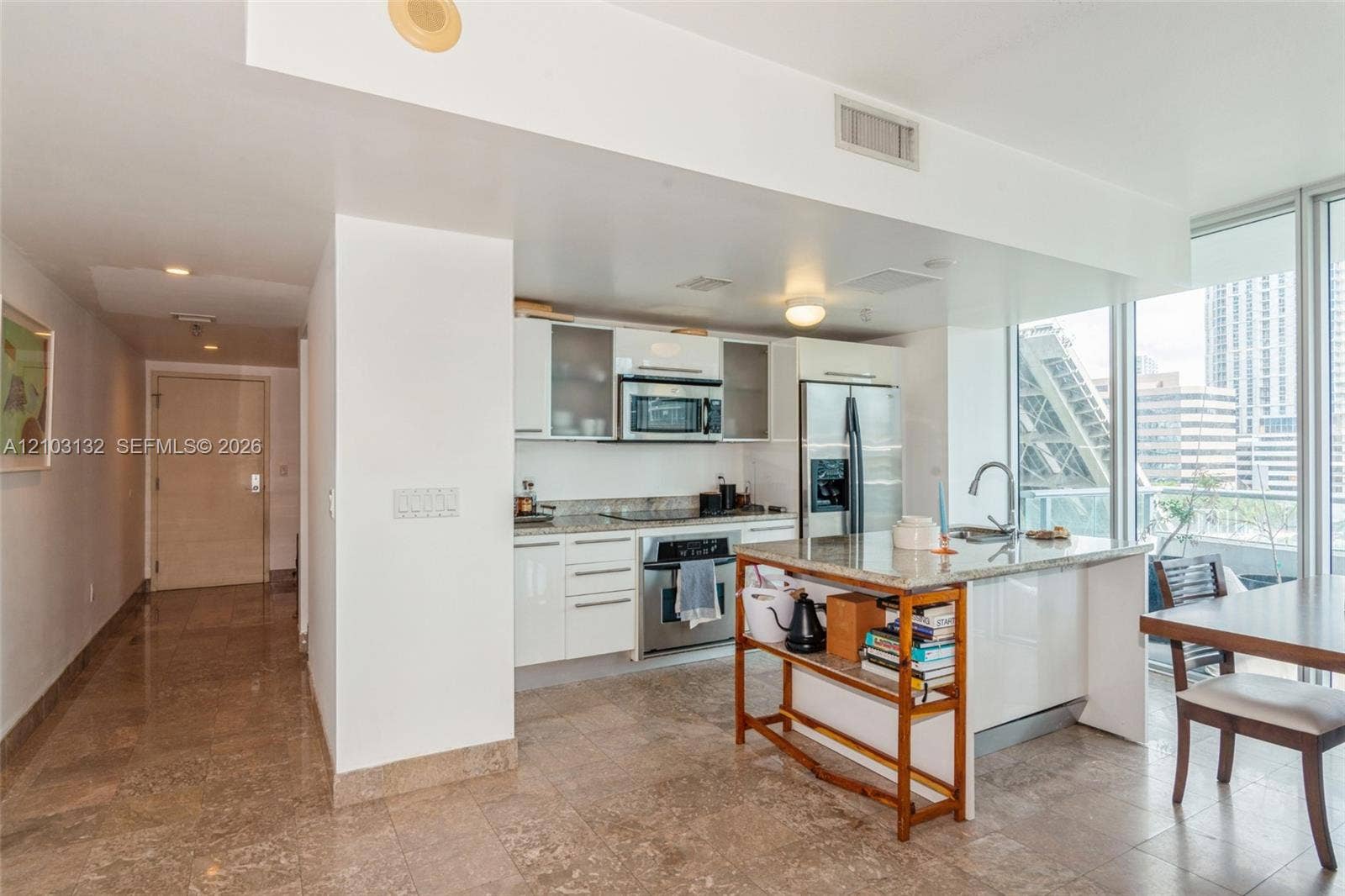 185 SW 7th Street, #703, Miami, FL 33130 Photo 4