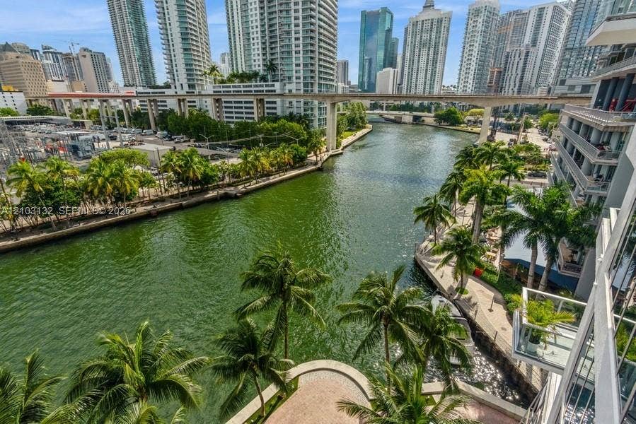 185 SW 7th Street, #703, Miami, FL 33130 Photo 13